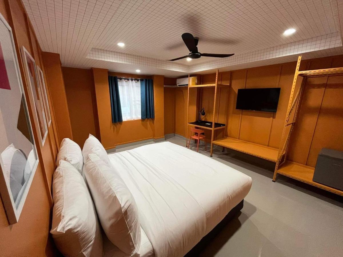 Sari Boutique Hotel Patong Exterior photo