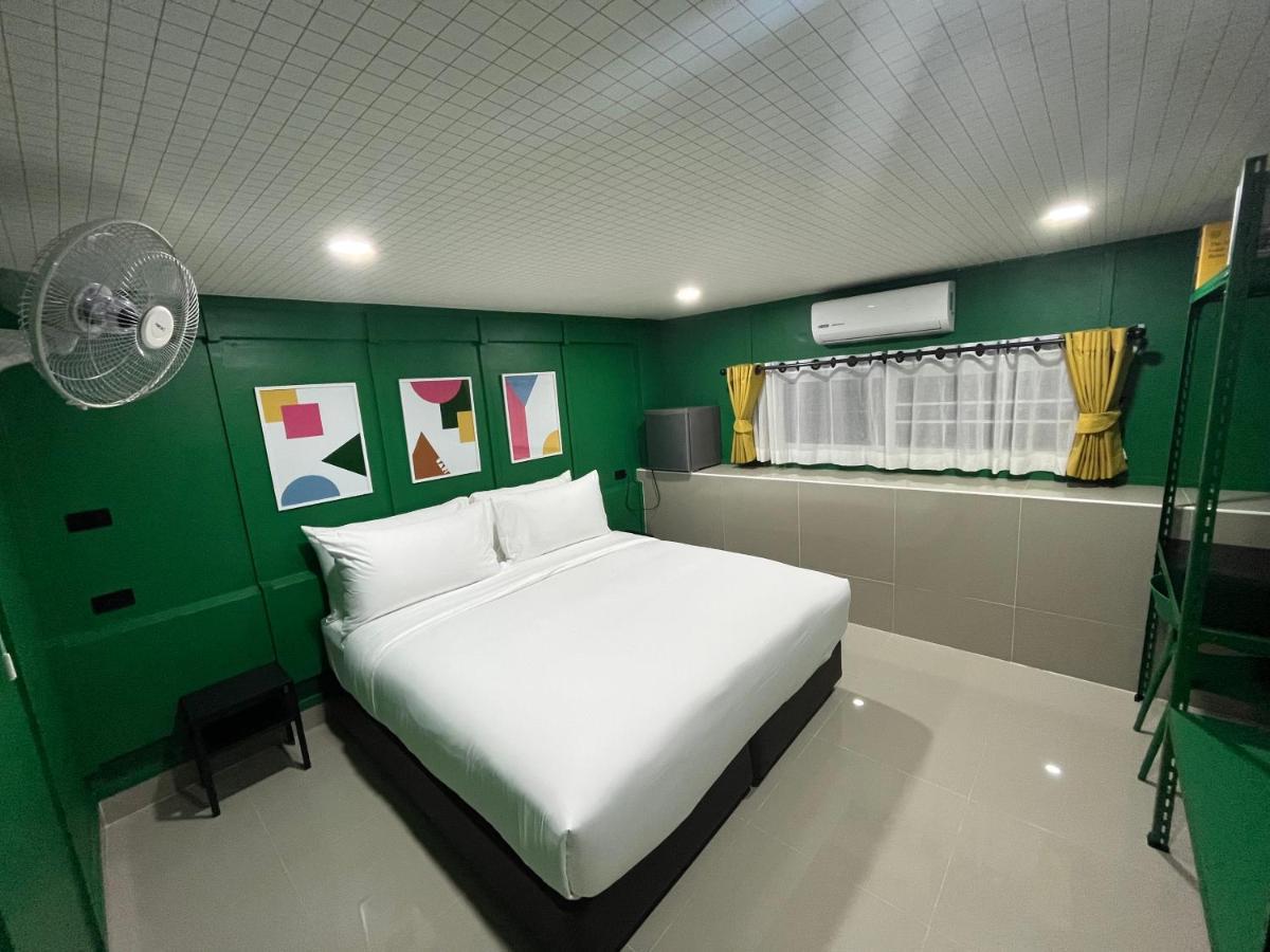 Sari Boutique Hotel Patong Exterior photo