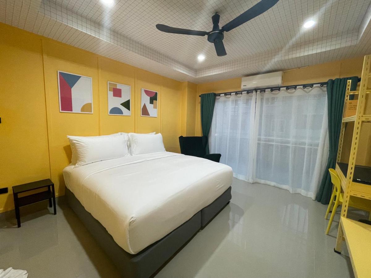 Sari Boutique Hotel Patong Exterior photo